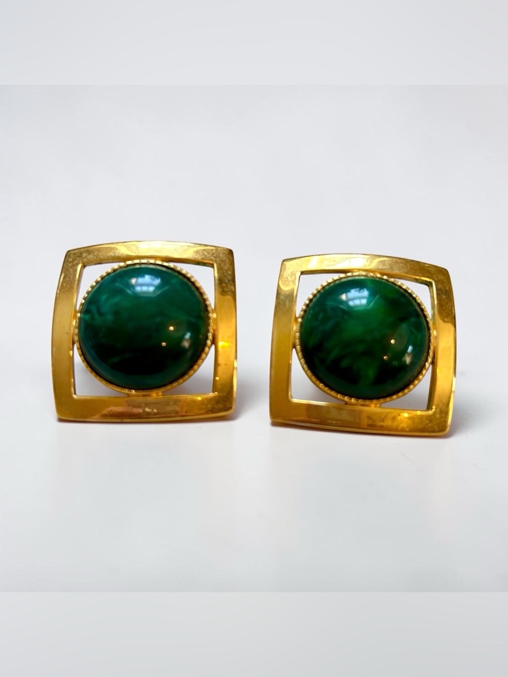 Vintage Faux Malachite Gold Earrings Avon (unsigned)